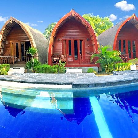 Amora Villa ギリ・トラワンガン エクステリア 写真